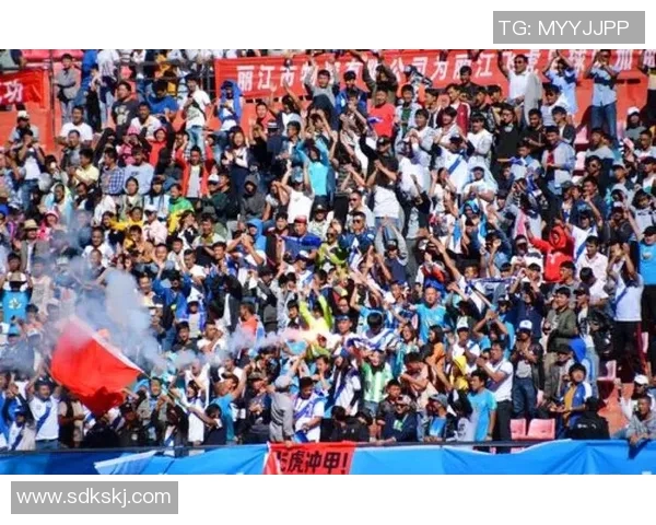 从草根到巅峰足球明星们不为人知的拼搏与奋斗故事 从草根到巅峰足球明星们不为人知的拼搏与奋斗故事