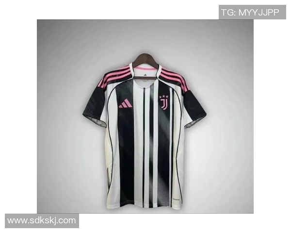 17号球衣传奇足球明星的辉煌历史与影响力探讨